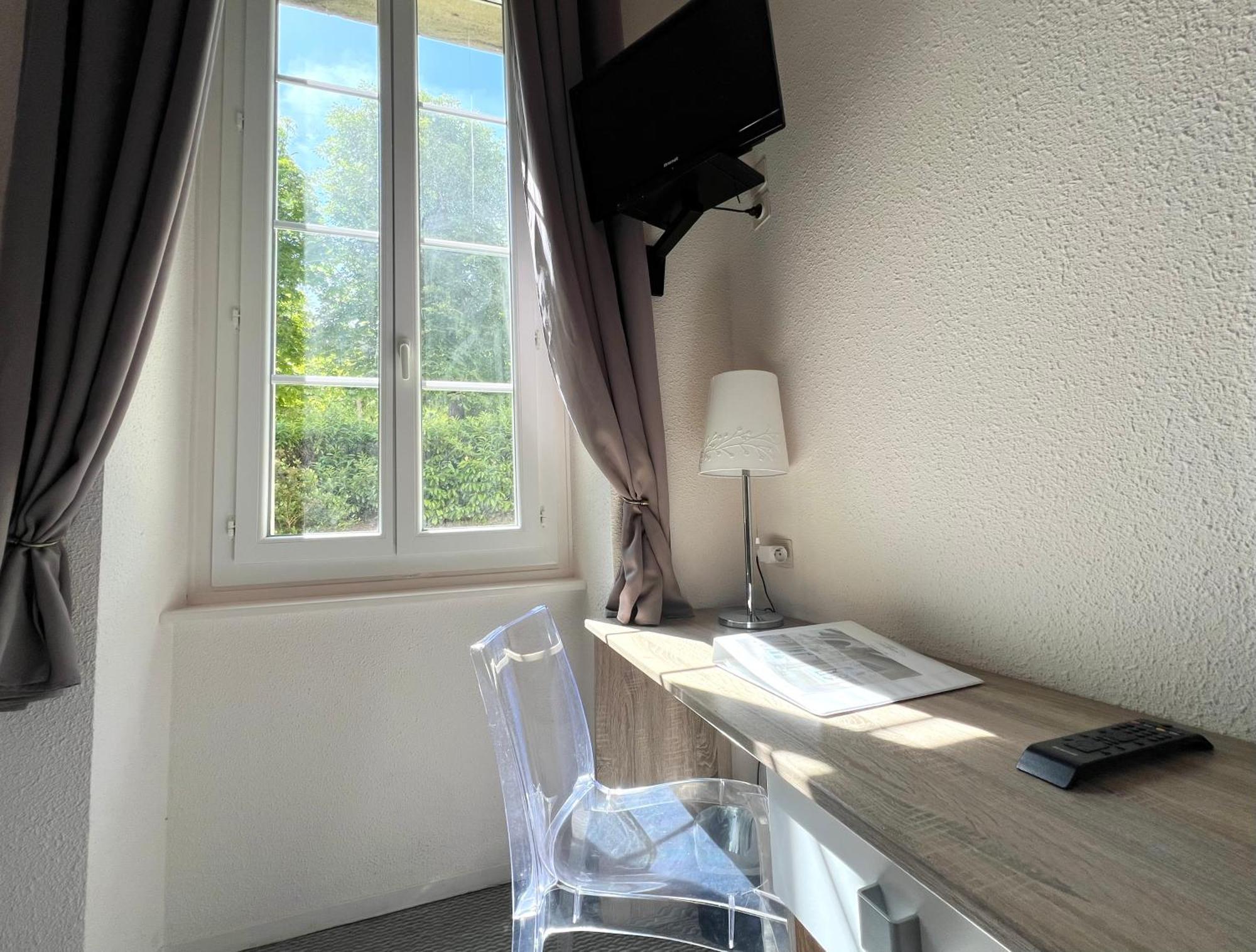 Logis Hotel Restaurant Des Thermes Lamalou-les-Bains Luaran gambar